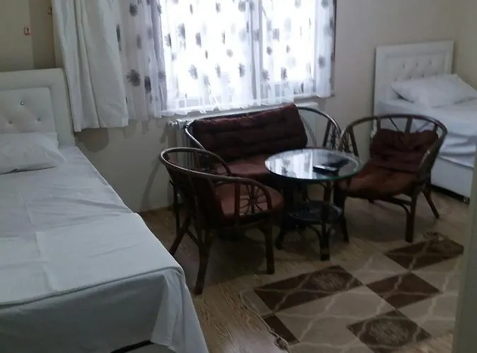 Yanki Apart Apartment